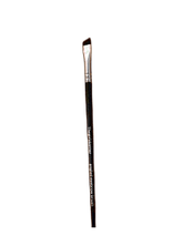 The Girlz Korner Angled Eyebrow Brush